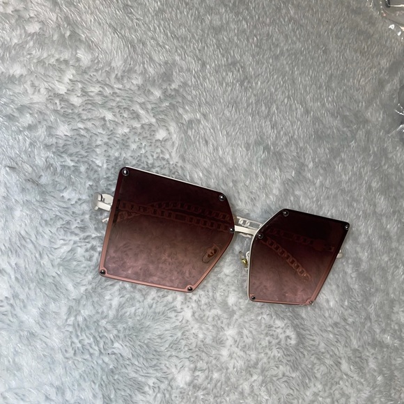 Hot new women’s summer shades brand new condition - Picture 3 of 4